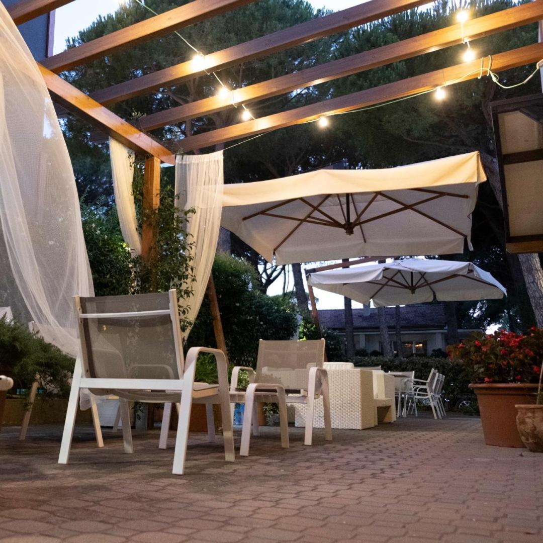 Hotel Orsa Maggiore Milano Marittima Extérieur photo
